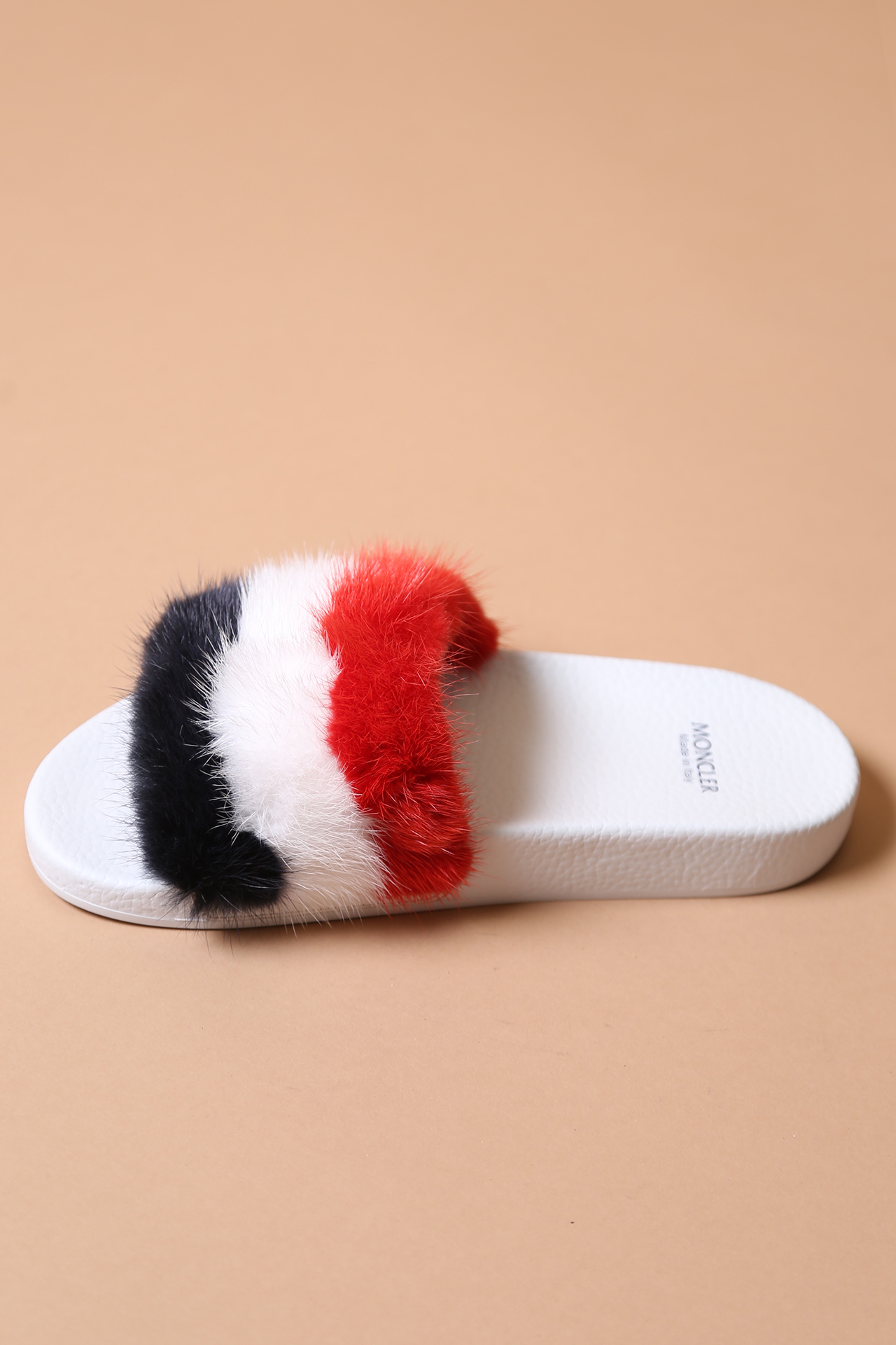 Moncler, Slippers